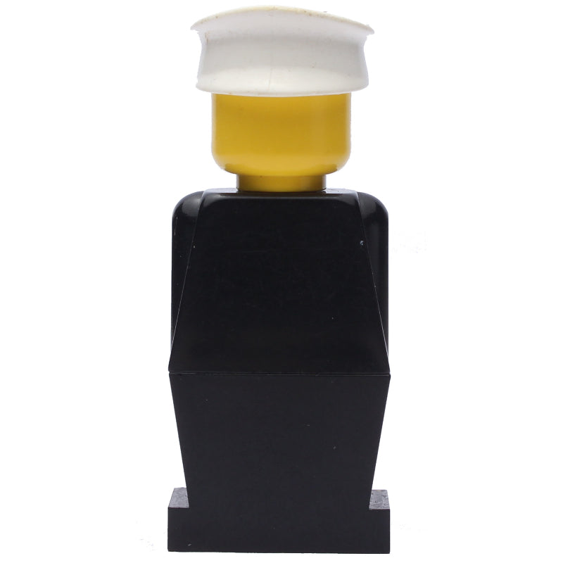 fig-006380 – LEGOLAND Black with White Hat