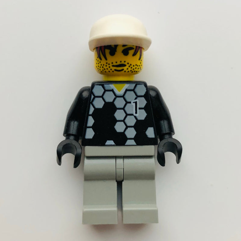 fig-006413 – Soccer Player Goalie Black/White #1