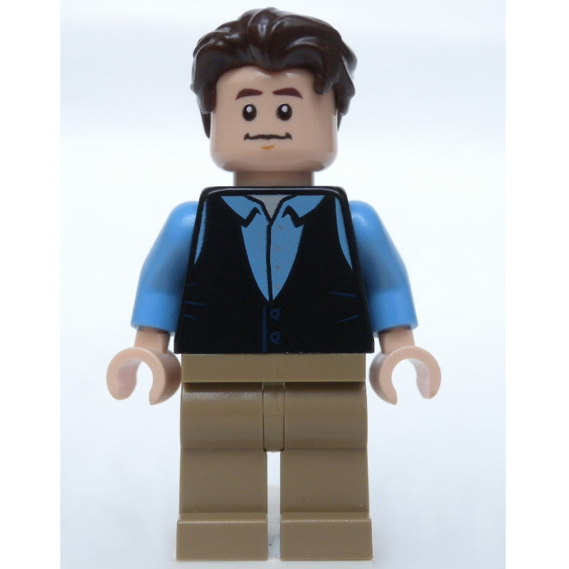 fig-006447 – Chandler Bing
