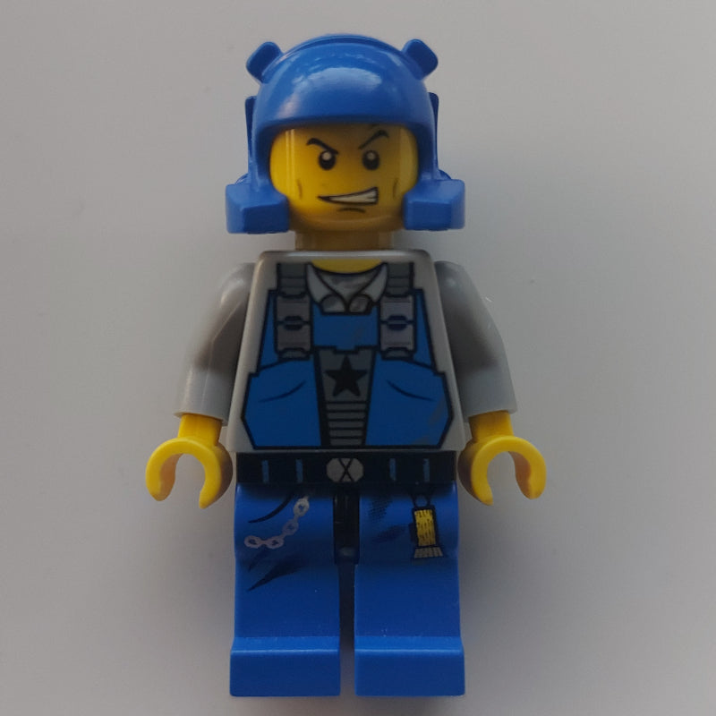 fig-006651 – Doc, Blue