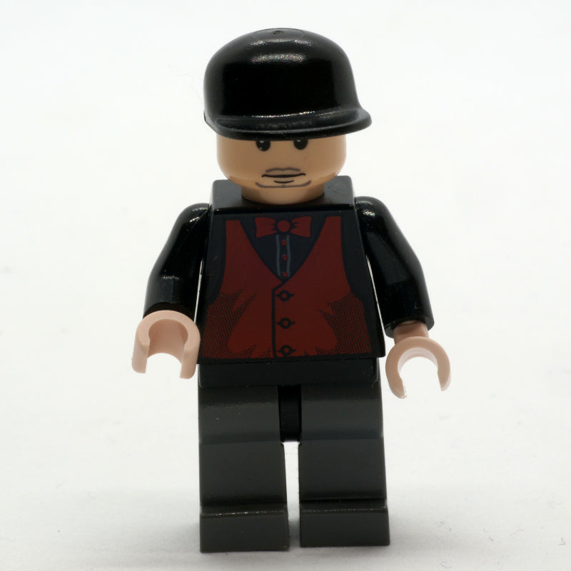 fig-006701 – Commentator