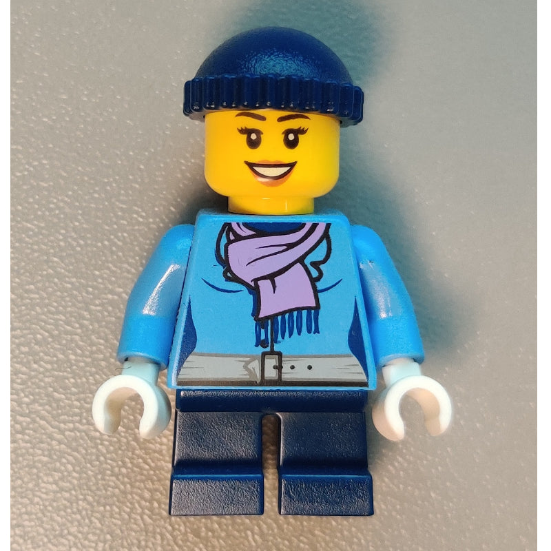 fig-006809 – Girl, Medium Blue Jacket with Medium Lavender Scarf, Short Dark Blue Legs, Dark Blue Hat