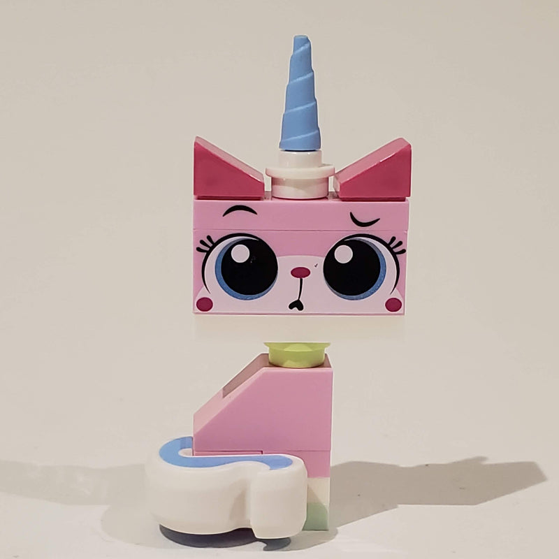 fig-007027 – Unikitty, Sitting, Confused