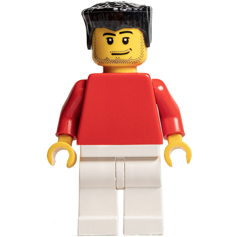 fig-007124 – Soccer Player Red Plain Torso, White Legs 3
