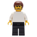 fig-007131 – Soccer Player White Plain Torso, Black Legs 5