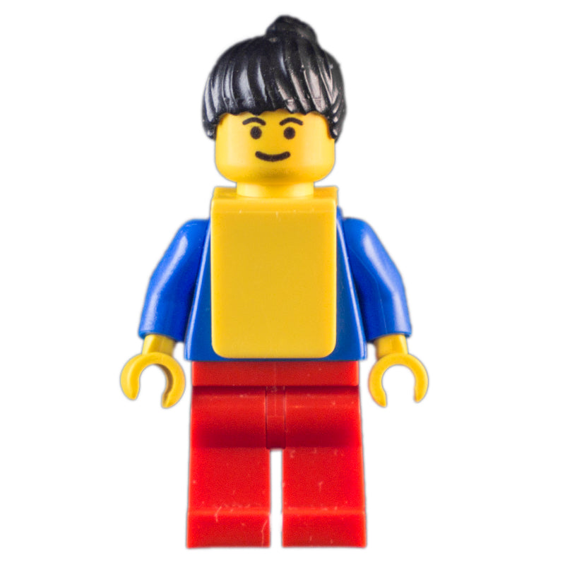 fig-007177 – Soccer Player Blue Torso, Red Legs, Yellow Vest, Female 1