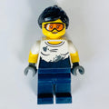 fig-007410 – Mechanic, Dirty White Shirt, Dark Blue Legs, Orange Goggles, Woman
