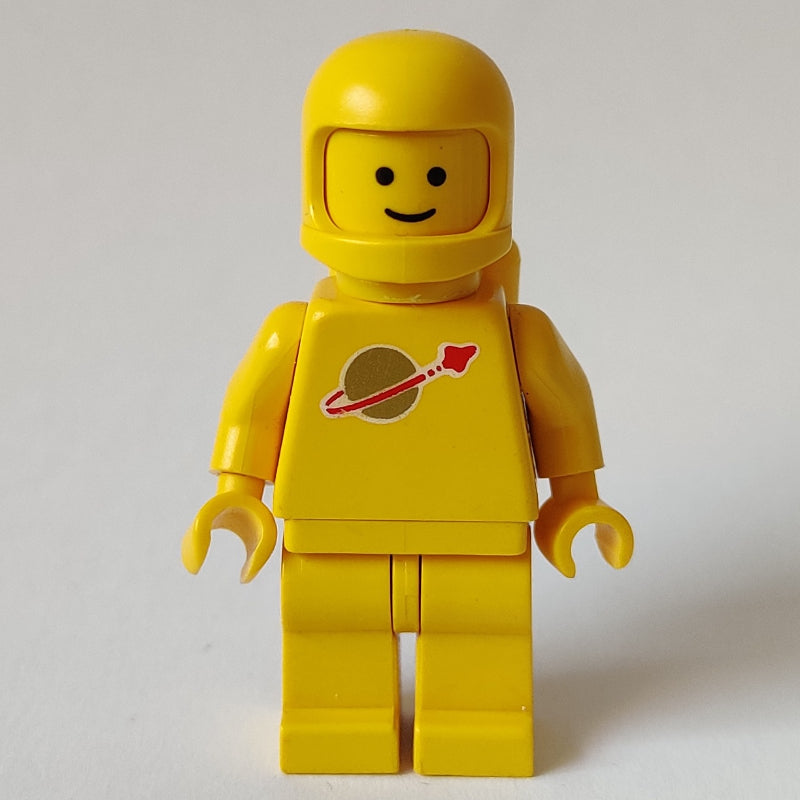 fig-007462 – Classic Spaceman, Yellow with Airtanks (2446 Helmet)
