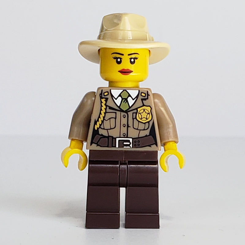 fig-007471 – Swamp Police / Ranger, Woman, Tan Campaign Hat, Dark Brown Legs