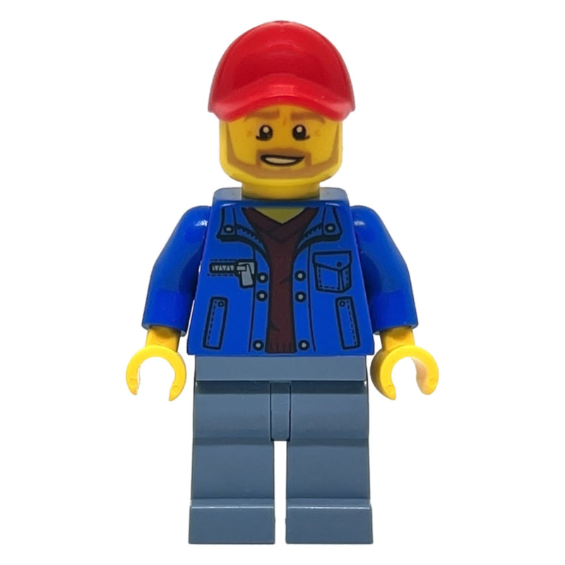 fig-007495 – Blue Jacket, Sand Green Legs, Beard, Red Cap