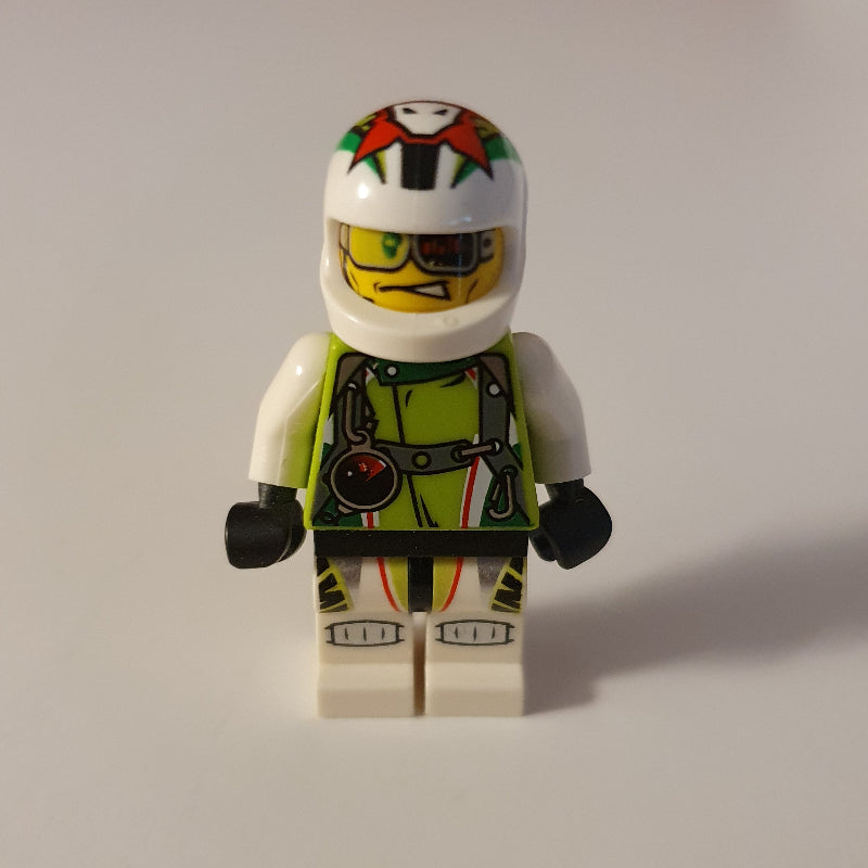 fig-007615 – Race Driver - Team Daredevil 5