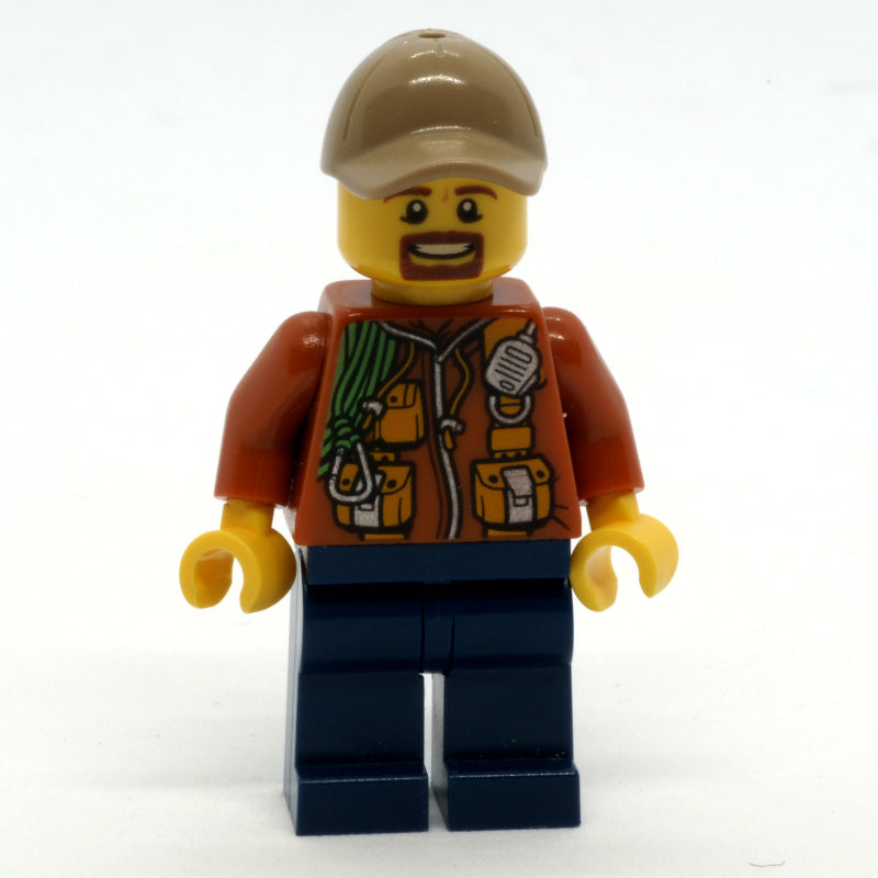 fig-007757 – Explorer, Jacket with Pouches, Radio, and Rope, Dark Tan Cap, Goatee Beard
