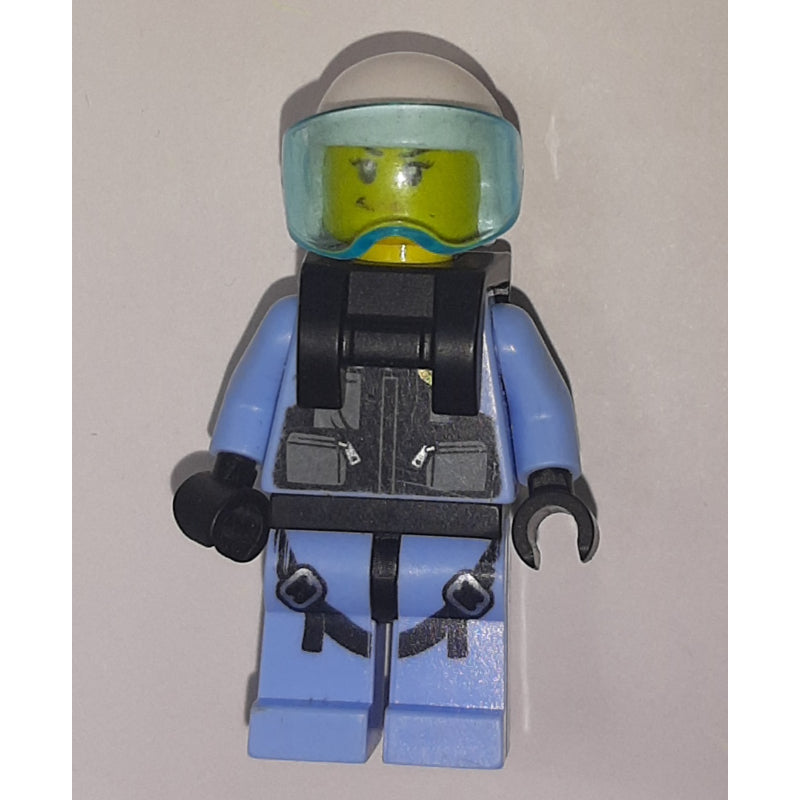 fig-007974 – Policewoman, Black Vest with Badge and Pouches over Bright Light Blue Shirt, White Helmet with Visor, Neck Bracket
