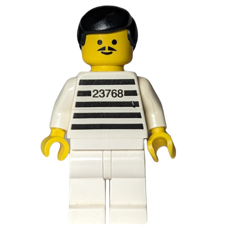 fig-007982 – Jailbreak Joe, Prison Shirt with #23768, White Legs