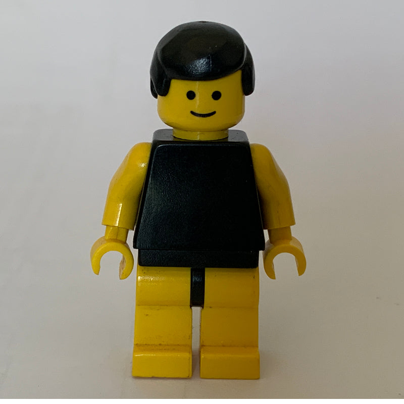 fig-008206 – Man, Plain Black Swimsuit, Black Hair