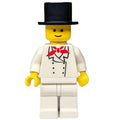 fig-008732 – Chef, Red Neckerchief, White Legs, Top Hat