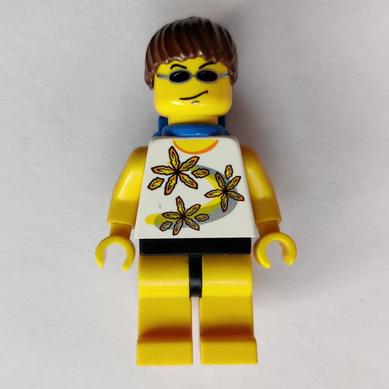 fig-009135 – Woman, White Tank Top with Flowers, Yellow Legs, Brown Hair, Airtanks, Sunglasses