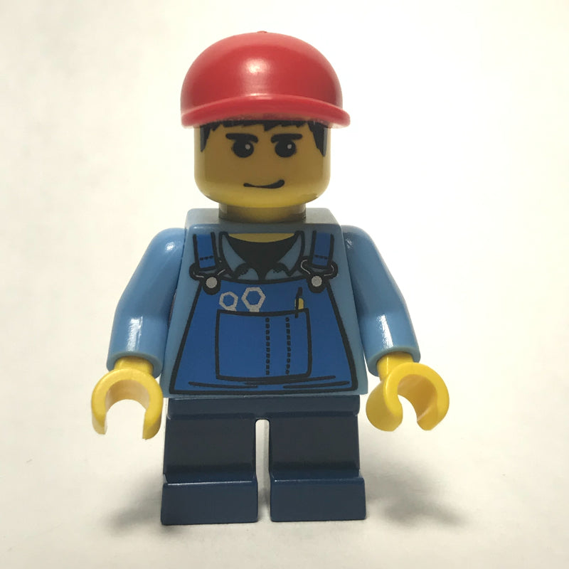 fig-009195 – Kid - Medium Blue Torso, Dark Blue Legs, red Cap