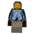 fig-009253 – Queen, Medium Blue Armor, Light Bluish Gray Dress, Light Bluish Gray Cape, Light Bluish Gray Hair