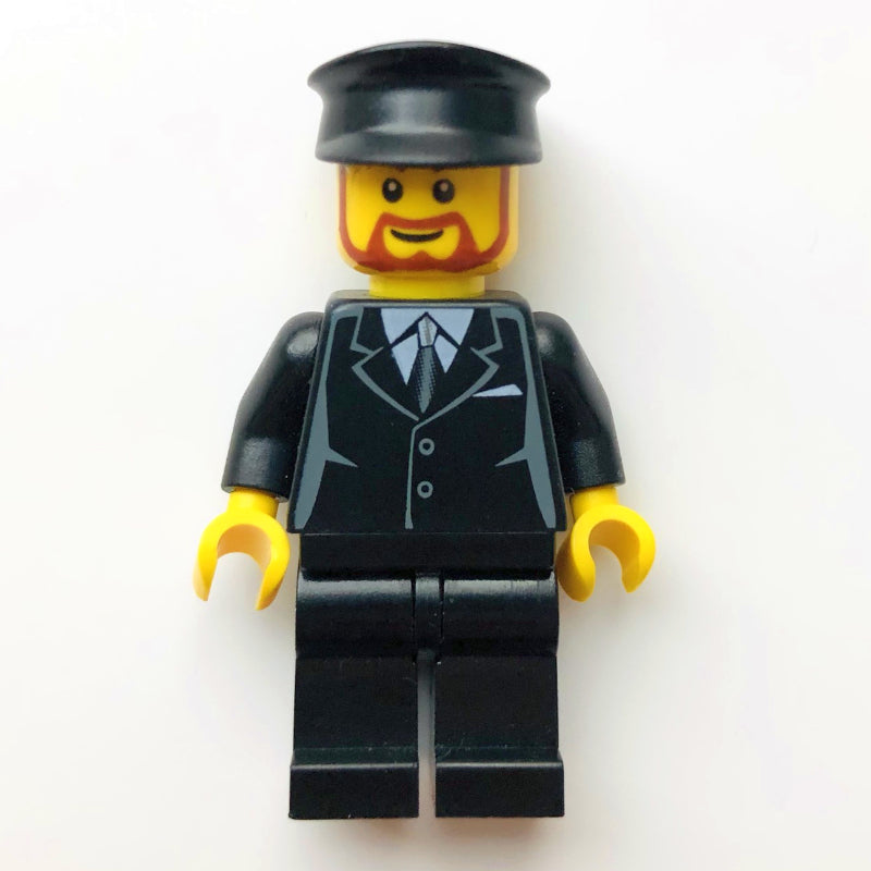 fig-009404 – Man, Black Suit and Tie, Black Hat, Beard