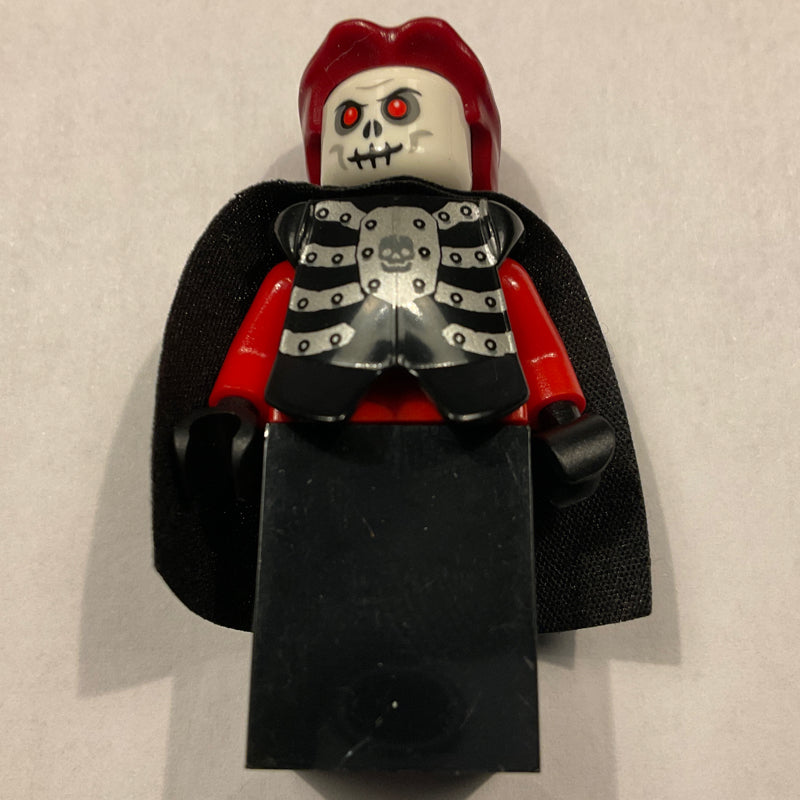 fig-009532 – Chess Piece - Evil - Queen