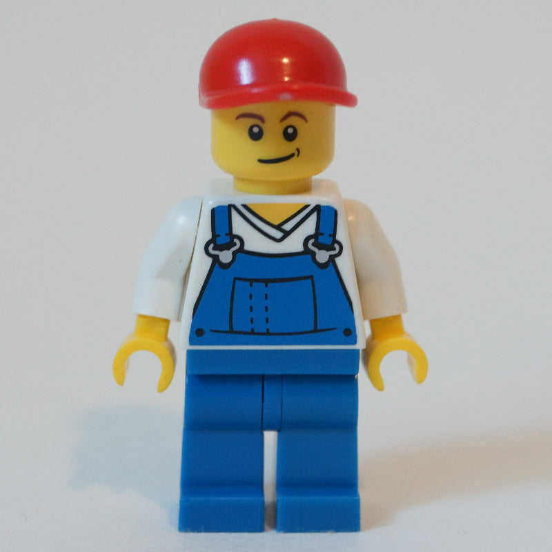 fig-009539 – White Torso, Blue Overall, Red Cap, Male (3626b Head)