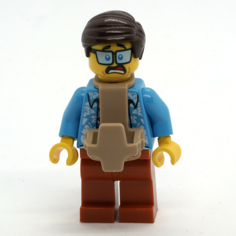 fig-009656 – Man, Open Dark Azure Hawaiian Shirt, Dark Orange Legs, Dark Brown Hair, Baby Carrier