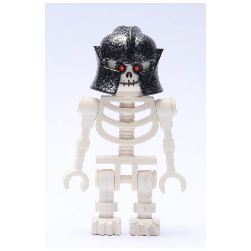 fig-009932 – Skeleton, Red Eyes, Speckle Black-Silver Helmet
