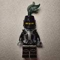 fig-010073 – Falcon Knight, Armor, Helmet with Dark Green Plume