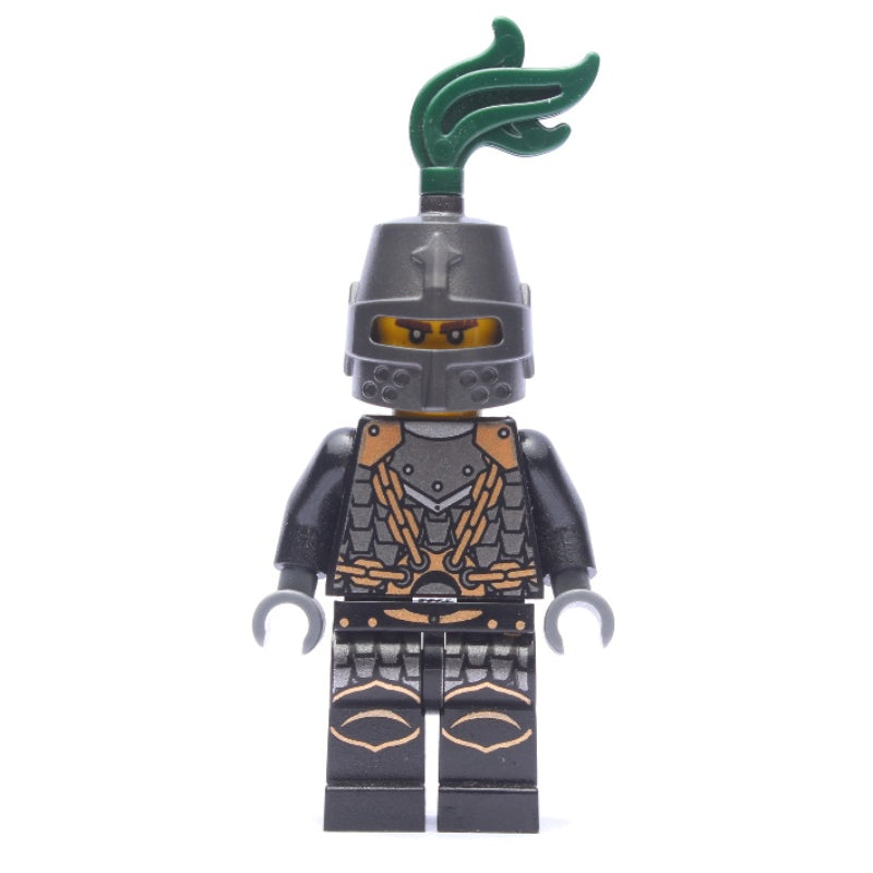 fig-010083 – Dragon Knight, Dark Green, Pearl Dark Gray Helmet with Dark Green Plume