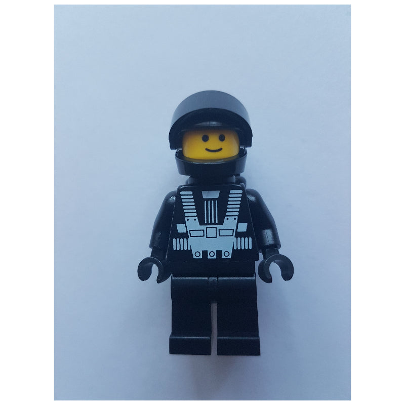 fig-010127 – Blacktron I - Black Torso, Black Legs, Black Helmet, Black Tank (3626c Head)