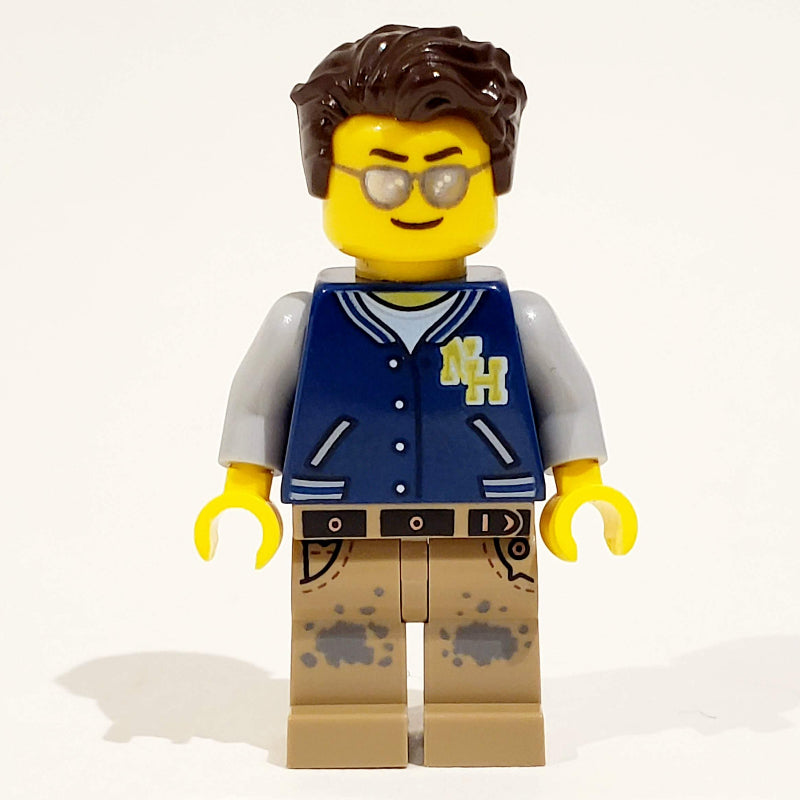 fig-010131 – Dark Blue Torso, Dark Tan Legs, Dark Brown Hair