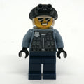 fig-010286 – Duke Detain, Helmet and Goggles