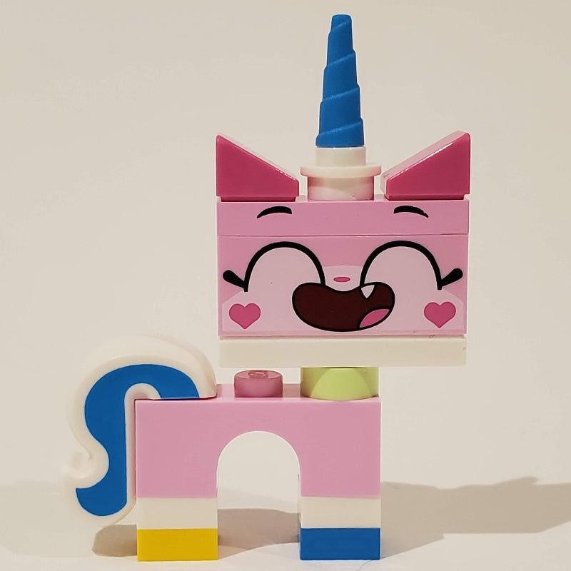 fig-010353 – Unikitty, Dark Azure Foot, Closed Eyes