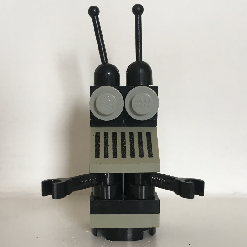 fig-010407 – Classic Space Droid - Black and Grey