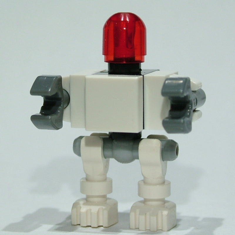 fig-010421 – Space Police 3 Droid