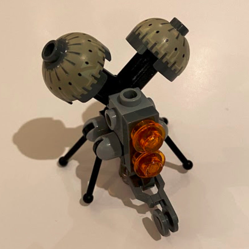 fig-010457 – Buzz Droid with Zip Line Handle