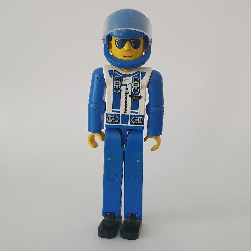fig-010501 – Technic Figure Blue Legs, White Top with Zip & Shoulder Harness Print, Blue Arms - Blue Helmet