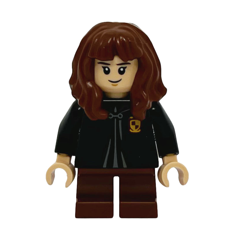 fig-010507 – Hermione Granger, Gryffindor Robe Closed with Crest, Short Legs