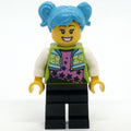 fig-010559 – Poppy Starr, Lime Jacket, Black Legs