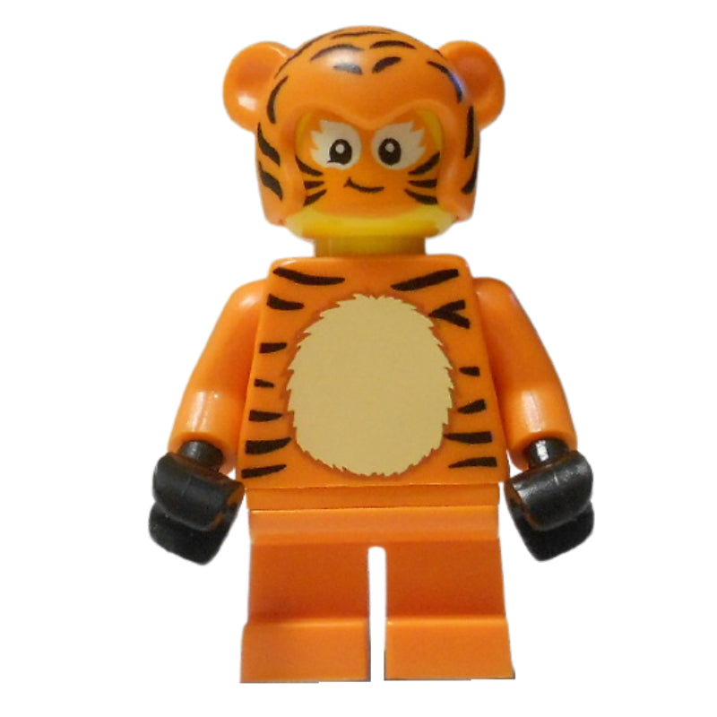fig-010717 – Kid in Tiger Costume