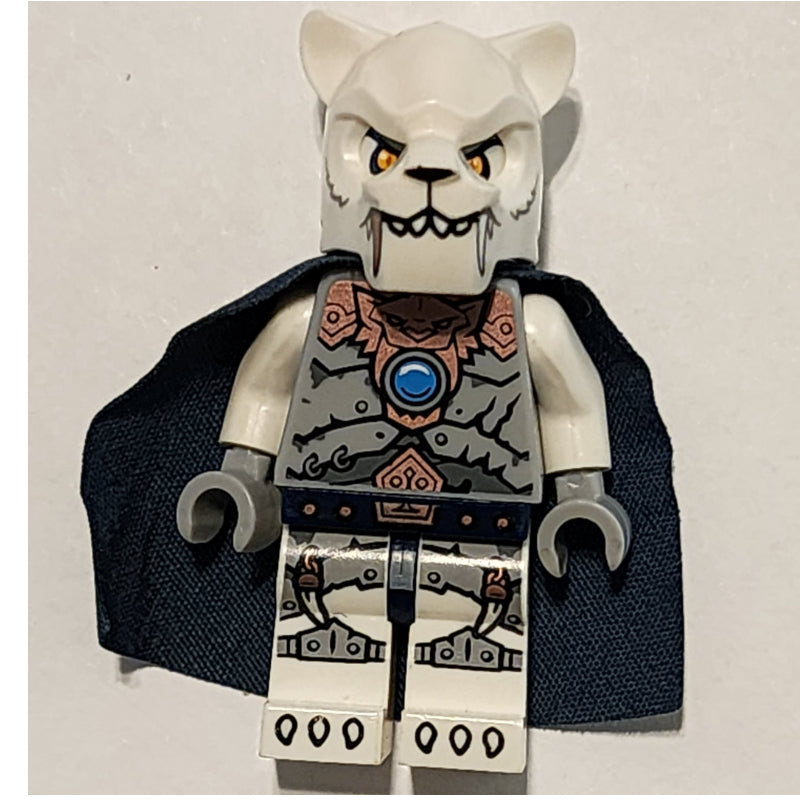 fig-010801 – Sir Fangar - Dark Blue Cape