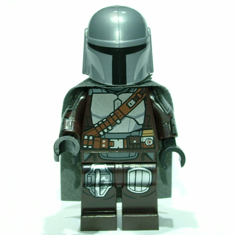 fig-010856 – The Mandalorian / Din Djarin, Dark Brown Outfit with Cape