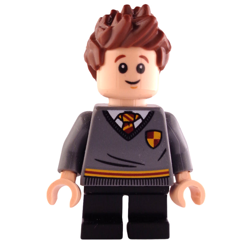 fig-010882 – Seamus Finnigan, Gryffindor Sweater with Crest, Short Legs