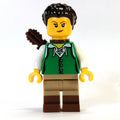 fig-010921 – Woman - Green Tunic, Dark Tan/Reddish Brown Legs, Dark Brown Hair, Quiver