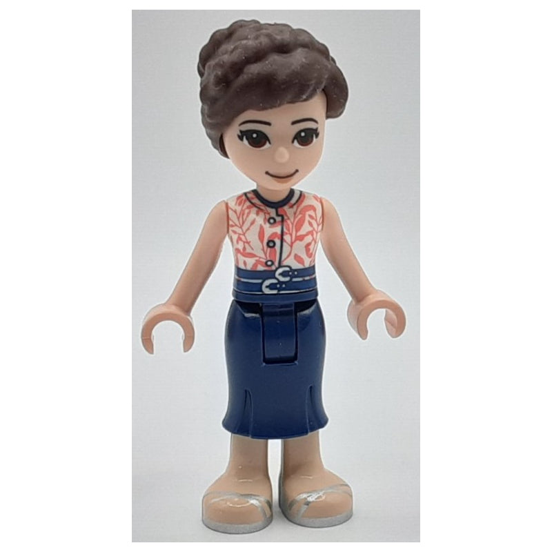 fig-011120 – June - White Top, Dark Blue Skirt