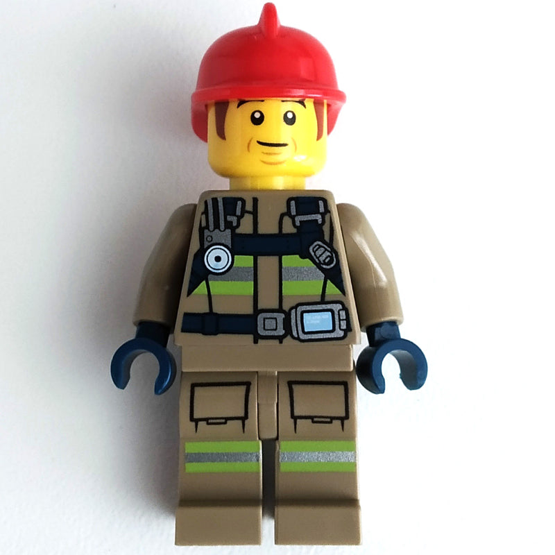 fig-011222 – Bob, Dark Tan Fire Suit, Red Helmet