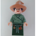 fig-011342 – Witch, Sand Green and Dark Green Robes