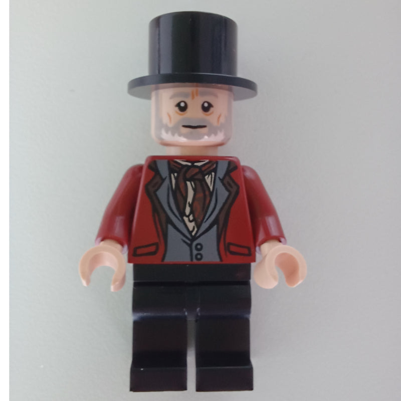 fig-011343 – Wizard with Top Hat