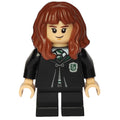 fig-011345 – Hermione Granger, Slytherin Robes